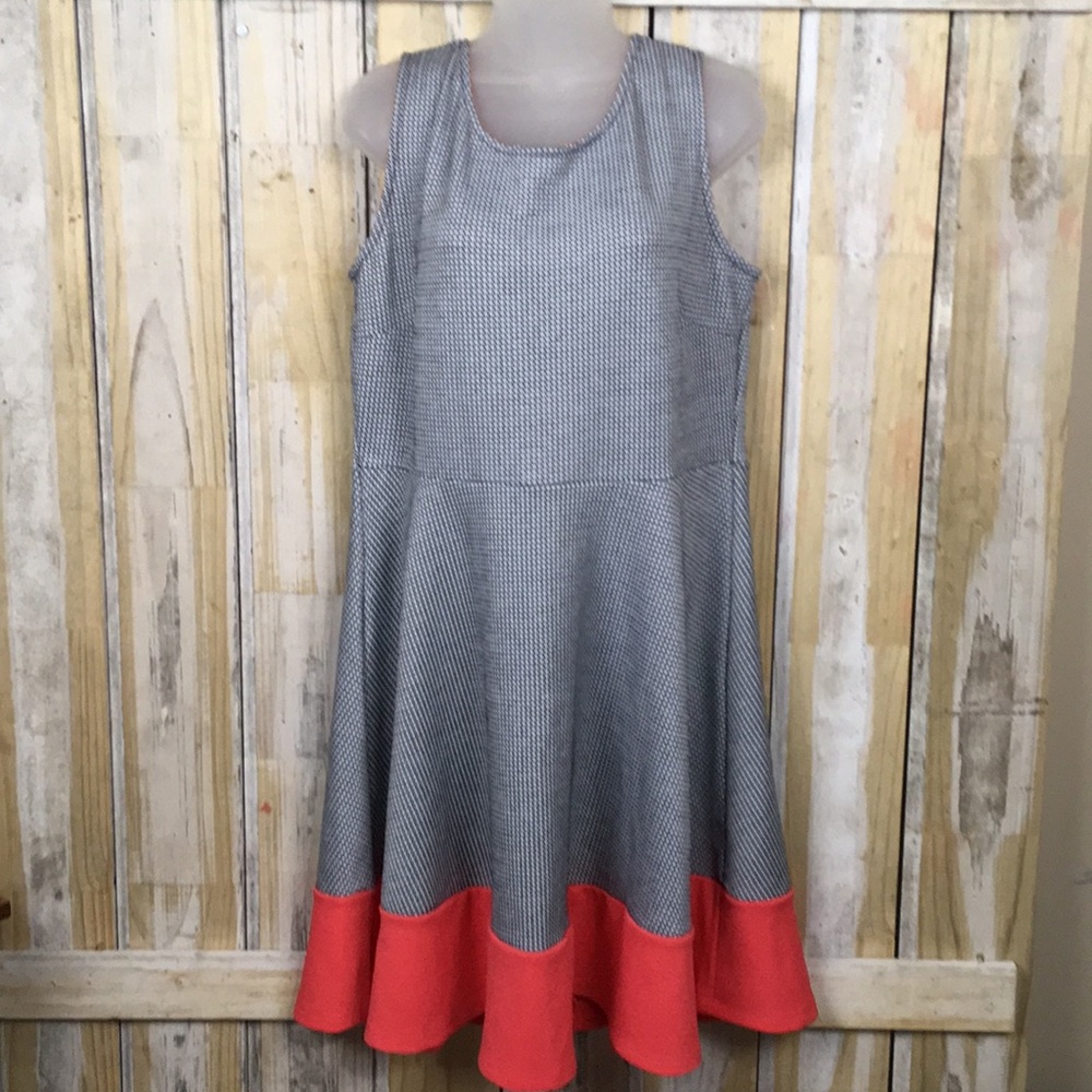 Sleeveless Gilli Dress